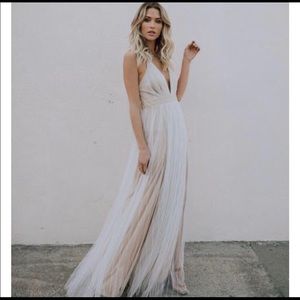 VICI Maxi Coachella Dress - White/Nude